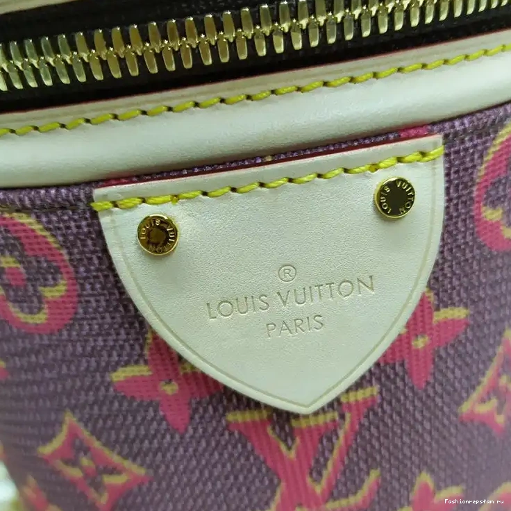 Fashionreps 20B570009 LV Bags 0707